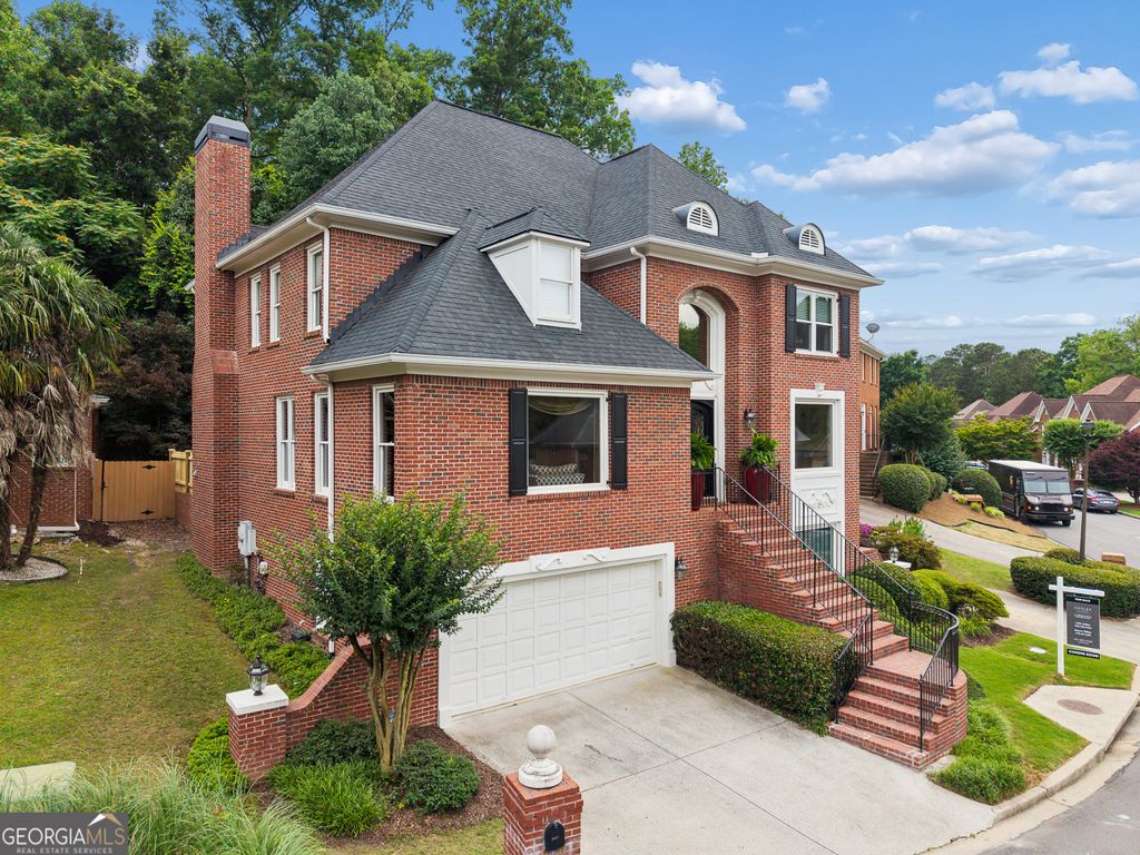 Photo of 3177 Kings Arms Court NE, Atlanta, GA 30345 (MLS # 10767693)