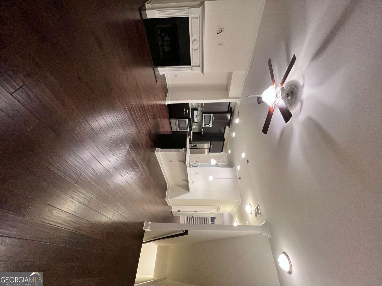 Jamestown - Residential