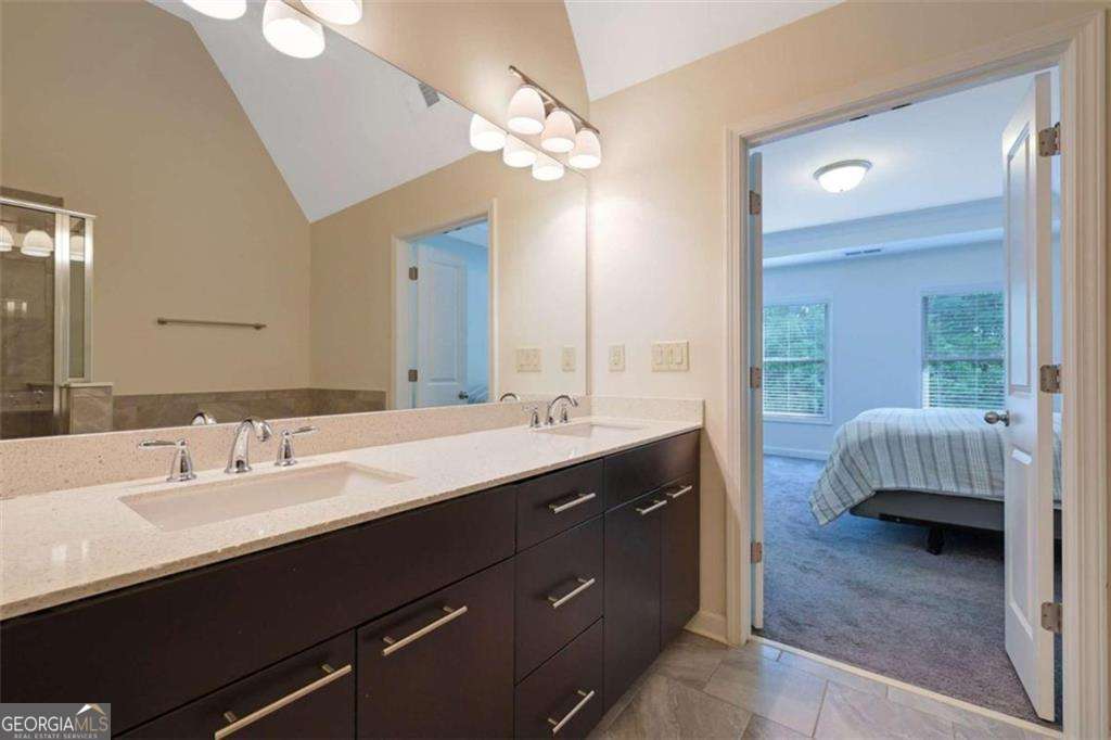 Jamestown - Residential
