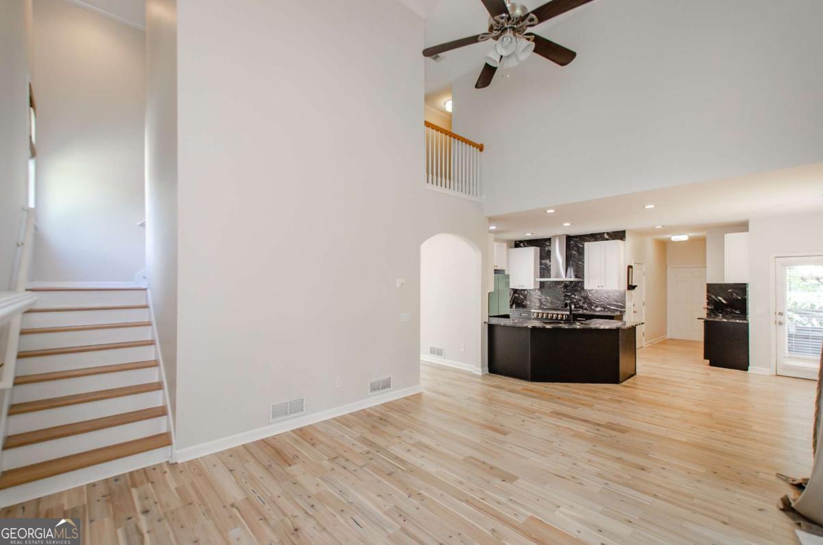 600 Oakmont HL