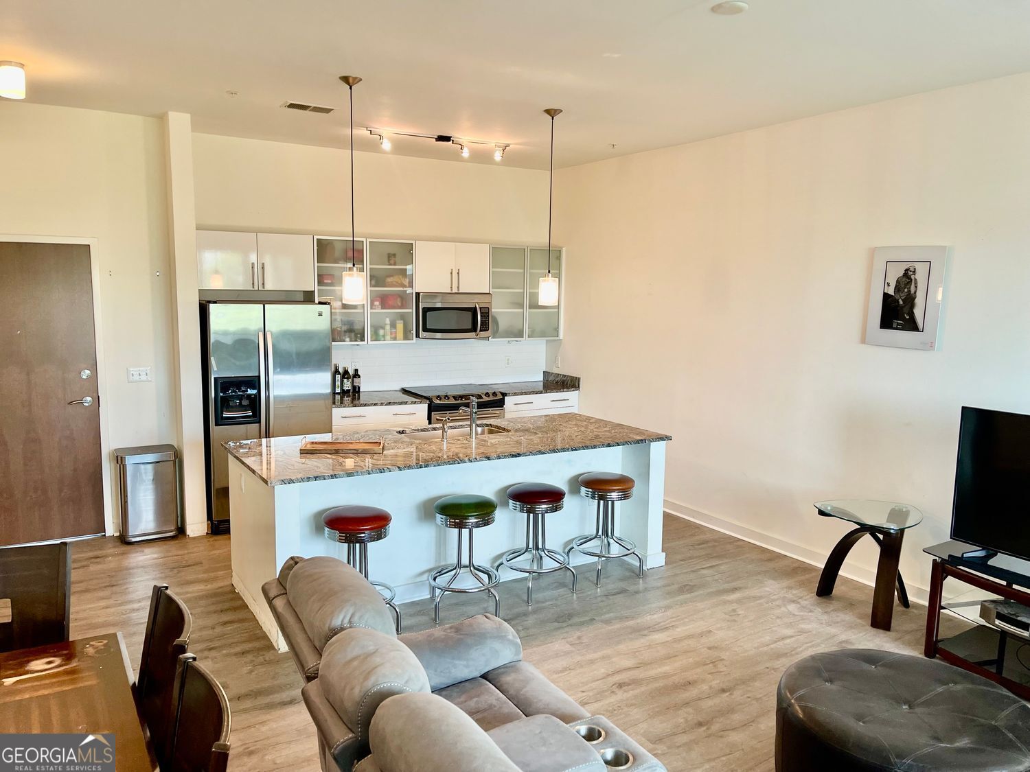 333 Nelson ST SW 336
