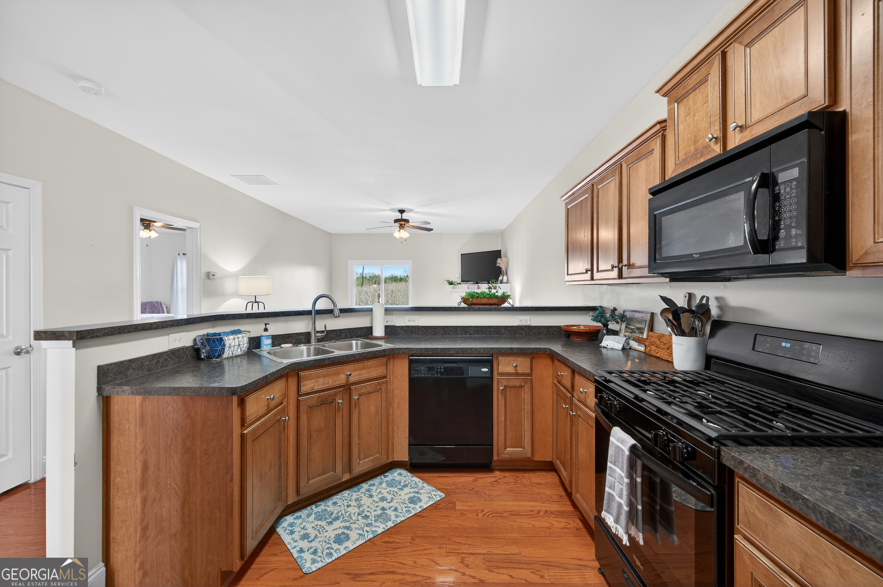 172 Riley CIR