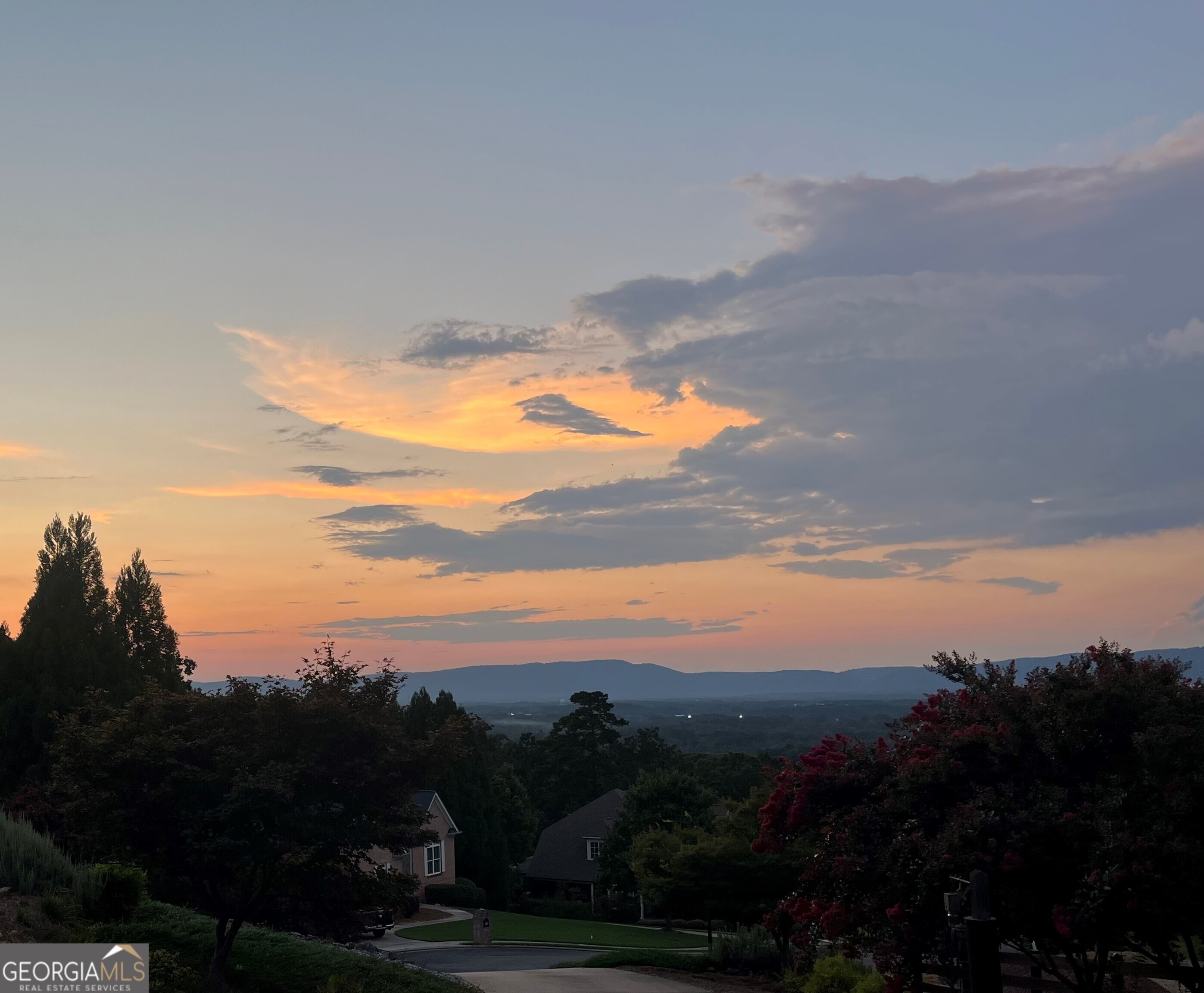 51 Mountain Crest Dr SW