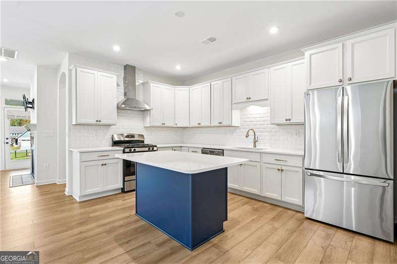 110 Balsam DR