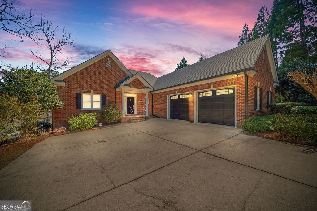 Photo of 1180 Club Cove Dr, Greensboro, GA 30642 (MLS # 10715741)