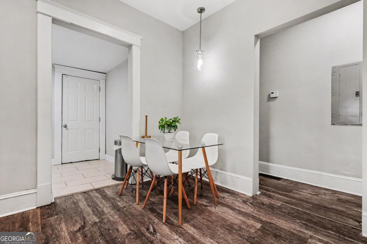 1137 Arlington AVE SW