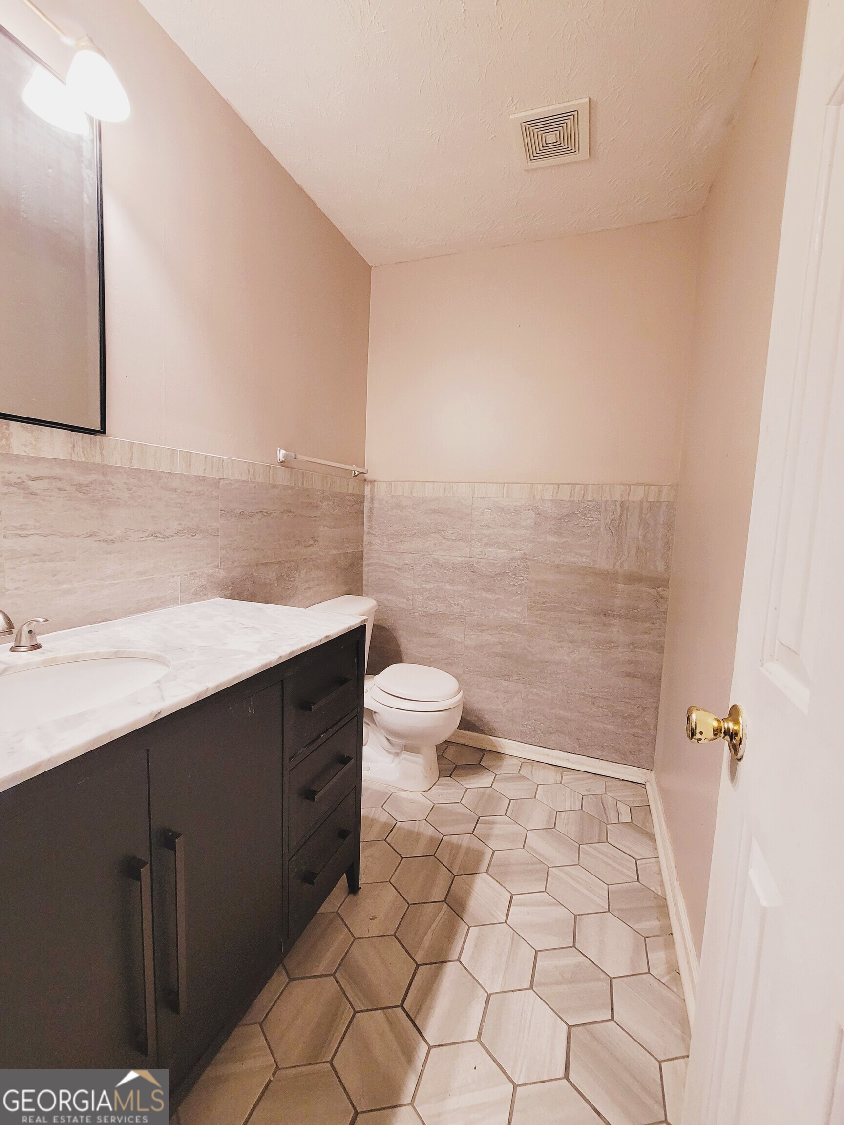 Villas At Overlook - Residential