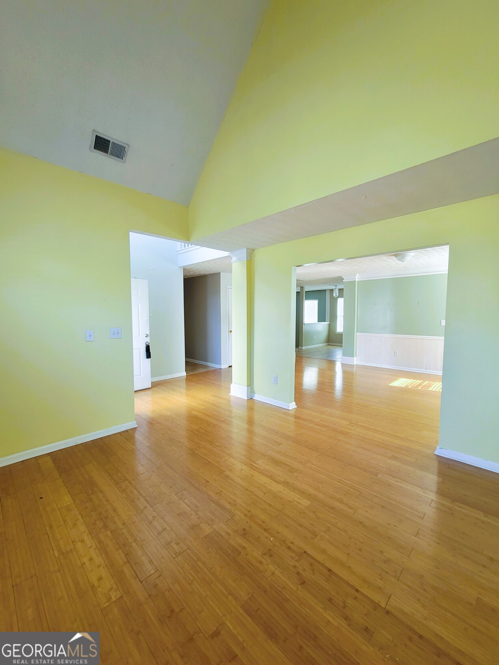 Villas At Overlook - Residential