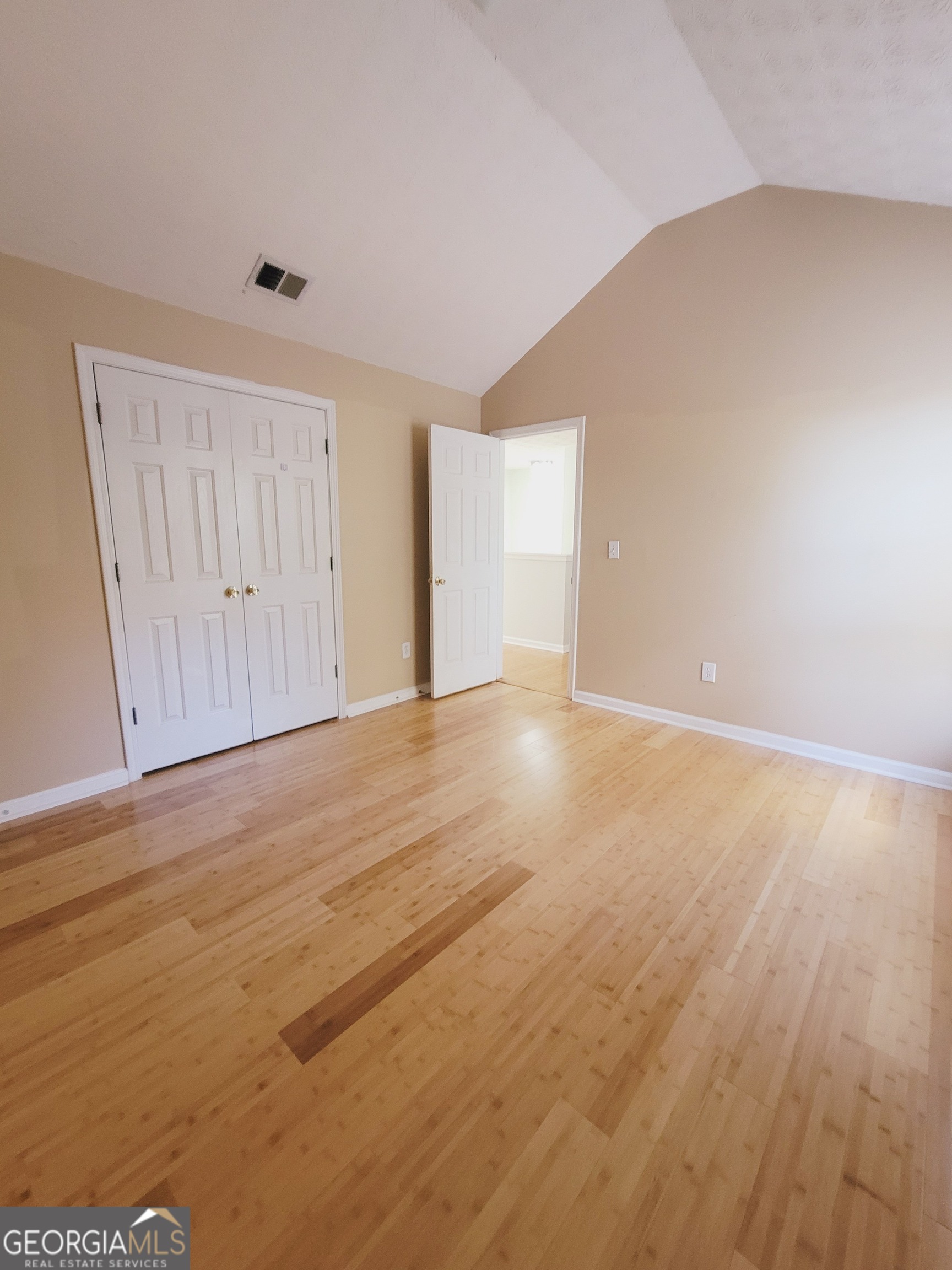 Villas At Overlook - Residential