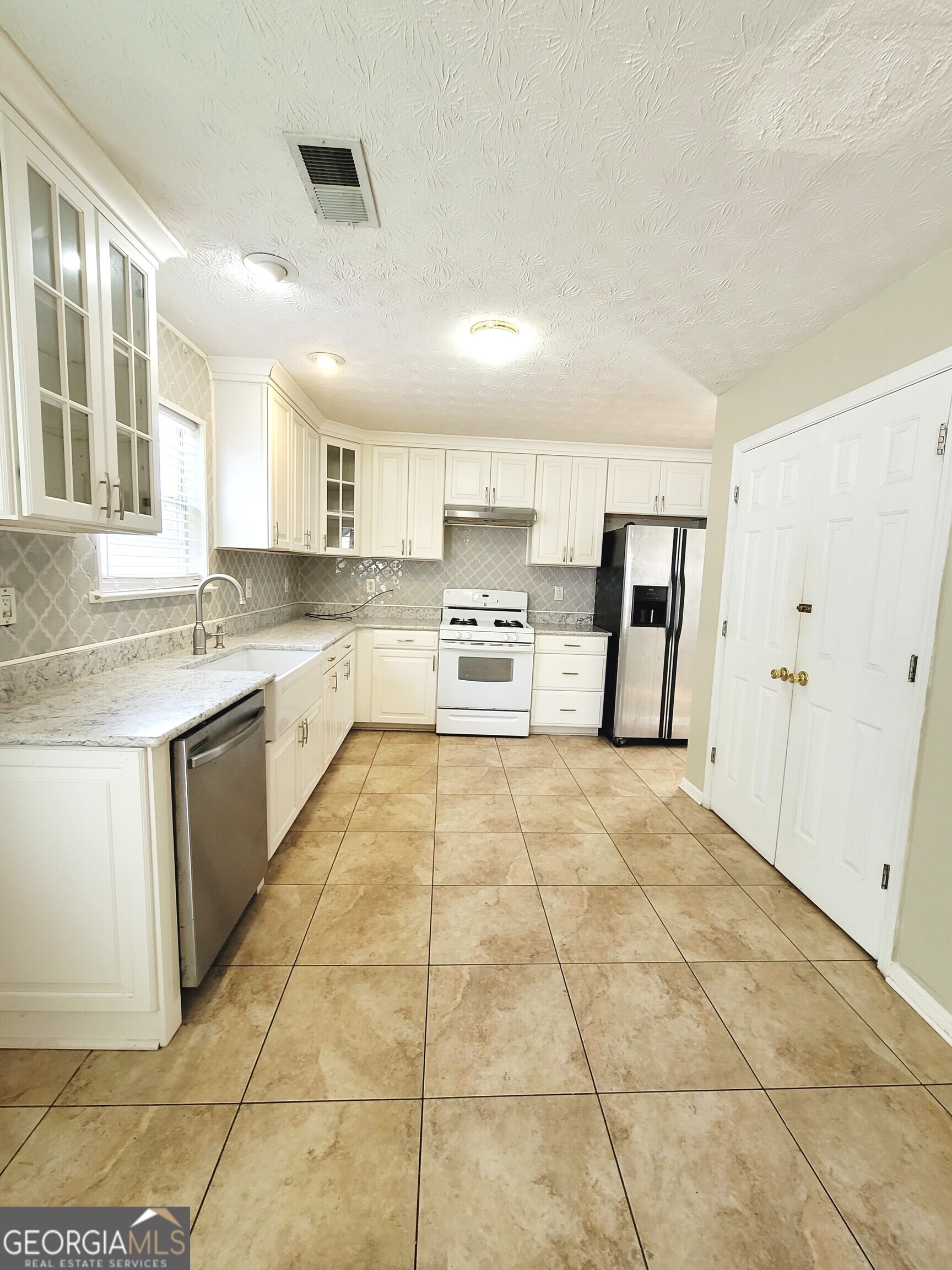 Villas At Overlook - Residential