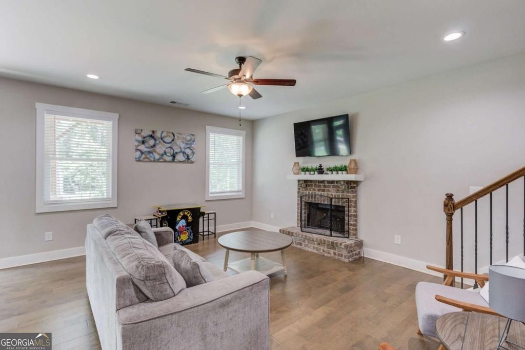 Photo of 3350 Lanier Circle, Gainesville, GA 30506 (MLS # 10754556)