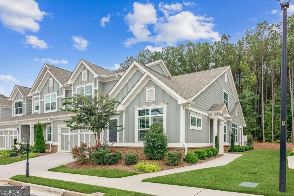 1001 Lexington Green Pines