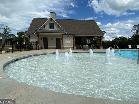 A home in Newnan