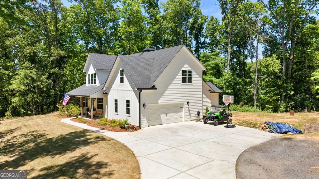 Photo of 135 McKoy Road, Newnan, GA 30263 (MLS # 10742491)