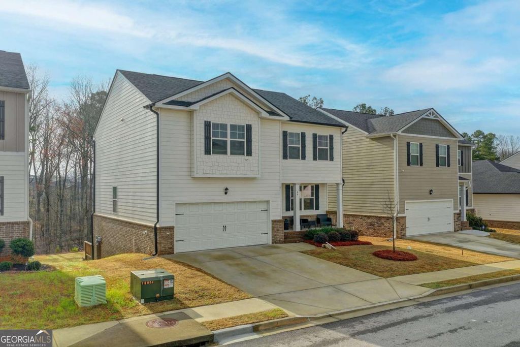 Photo of 86 Canyon Ferry Way, Hoschton, GA 30548 (MLS # 10718954)