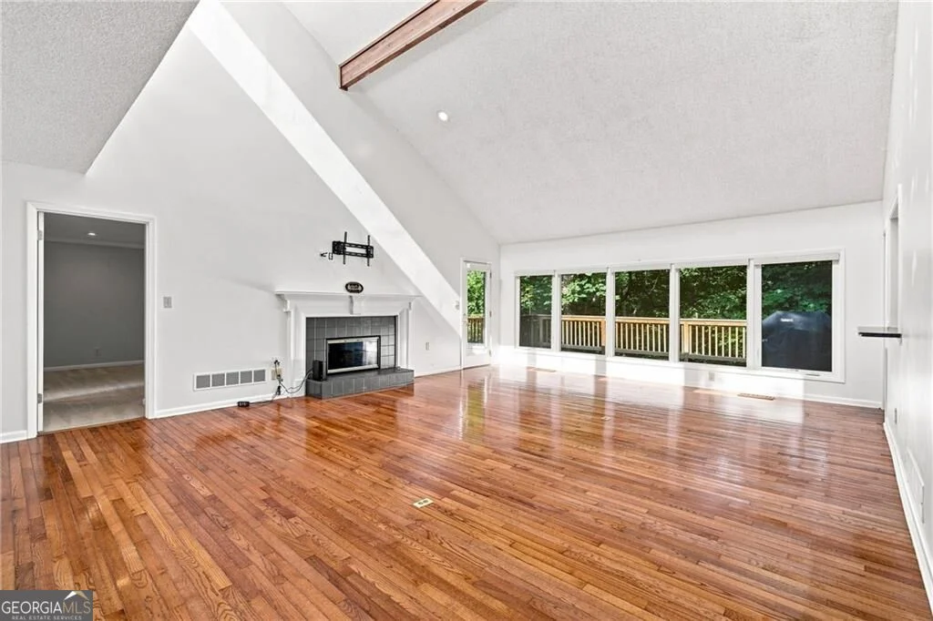 715 Lake Top Way, Roswell, GA, 30076