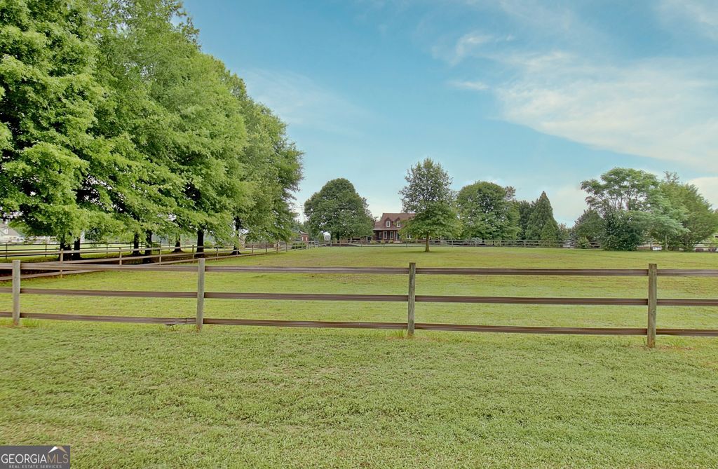 Photo of 105 Bell Springs Road, Senoia, GA 30276 (MLS # 10775033)
