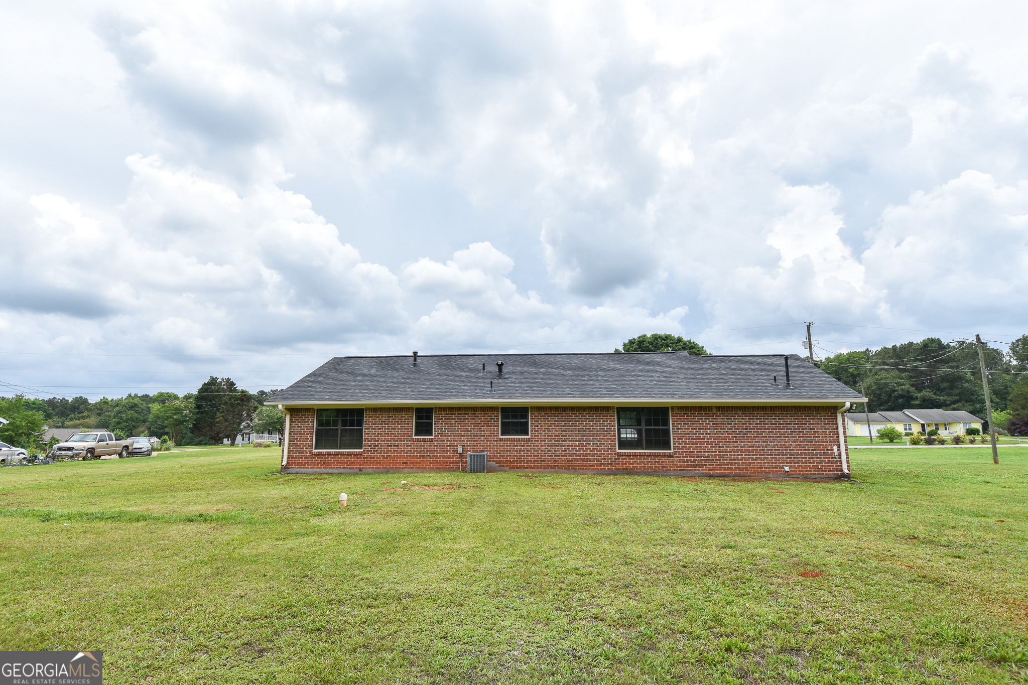 113 Meadowview LN