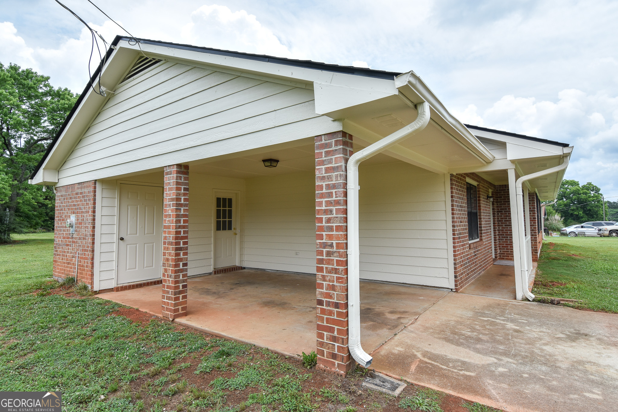 113 Meadowview LN