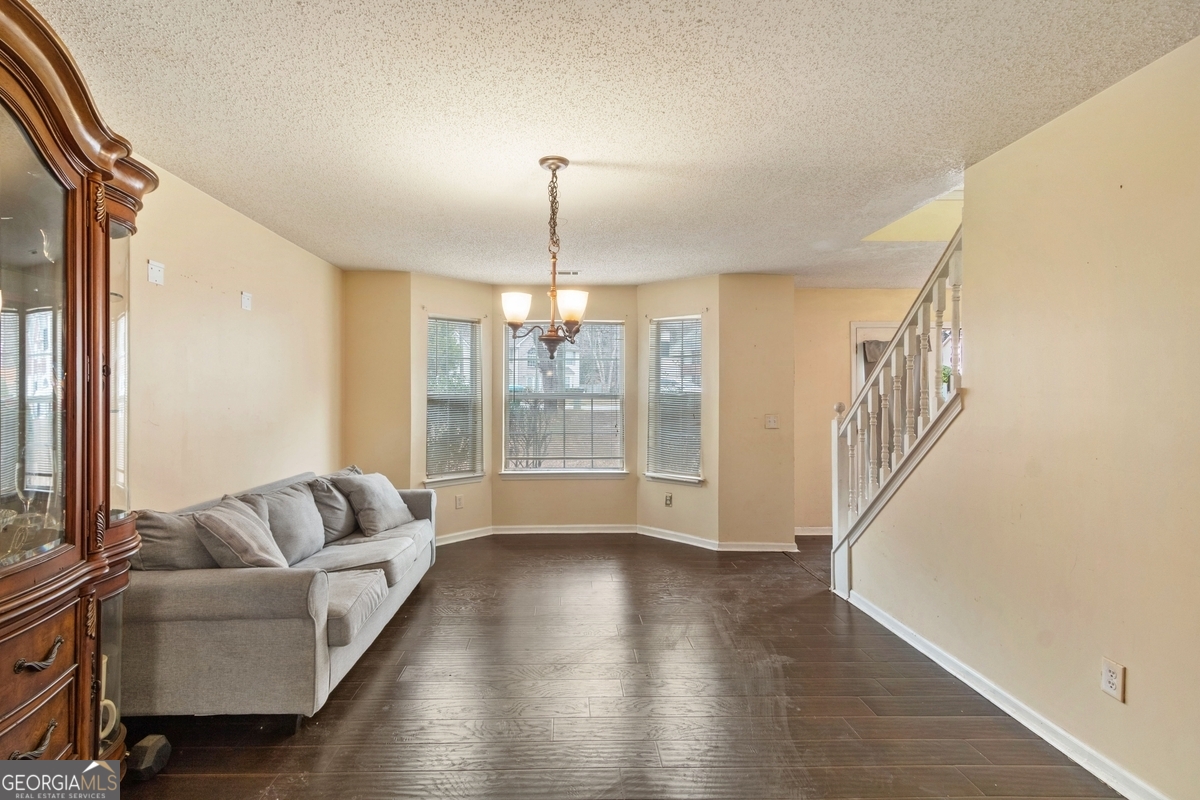 3111 Mineral Ridge LN