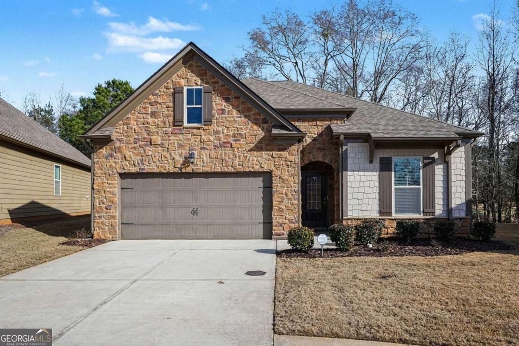 Photo of 256 High Court Way, Locust Grove, GA 30248 (MLS # 10672089)