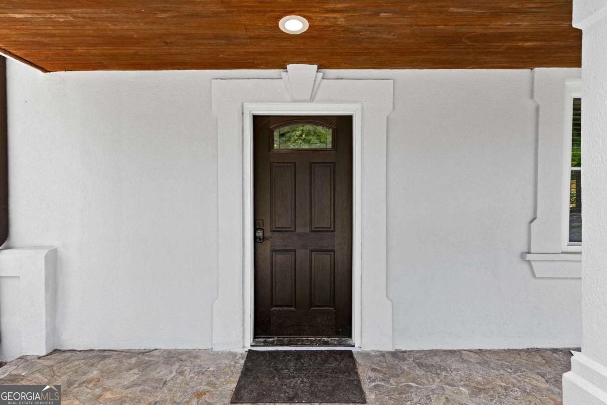 1887 Shalimar DR