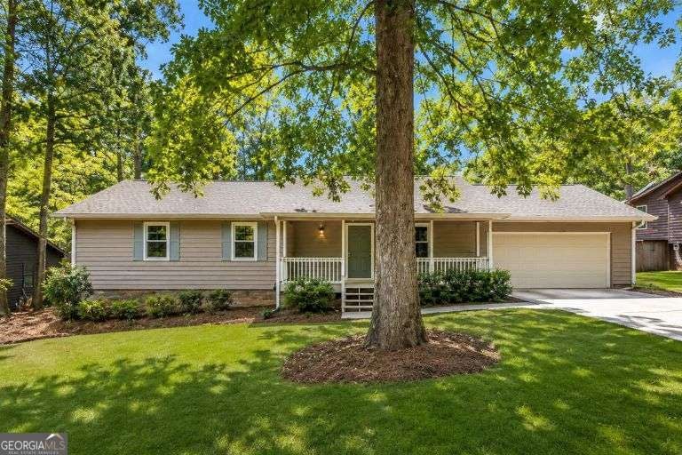 Photo of 528 Knollwood Drive, Stockbridge, GA 30281 (MLS # 10810544)