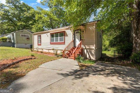 Photo of 2383 Baker Road NW, Atlanta, GA 30318 (MLS # 10618502)