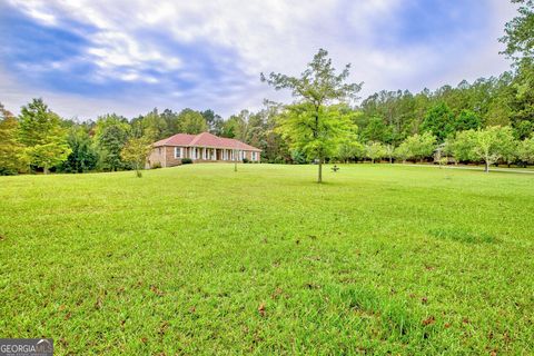 A home in Newnan