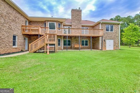 A home in Newnan