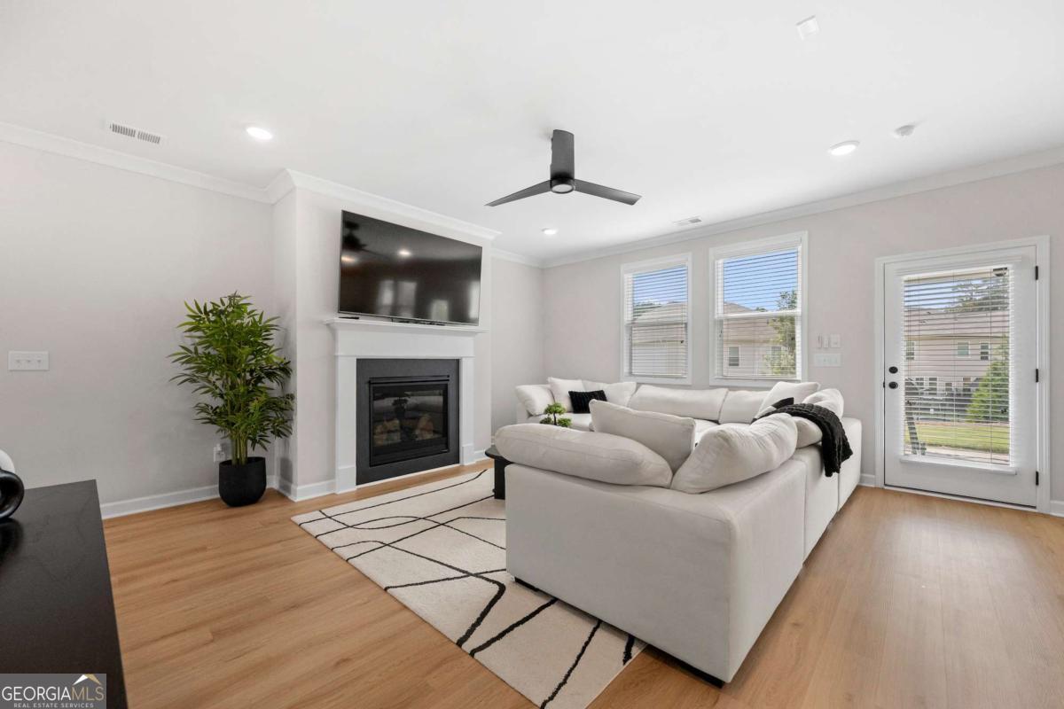 1645 Fulmont CIR