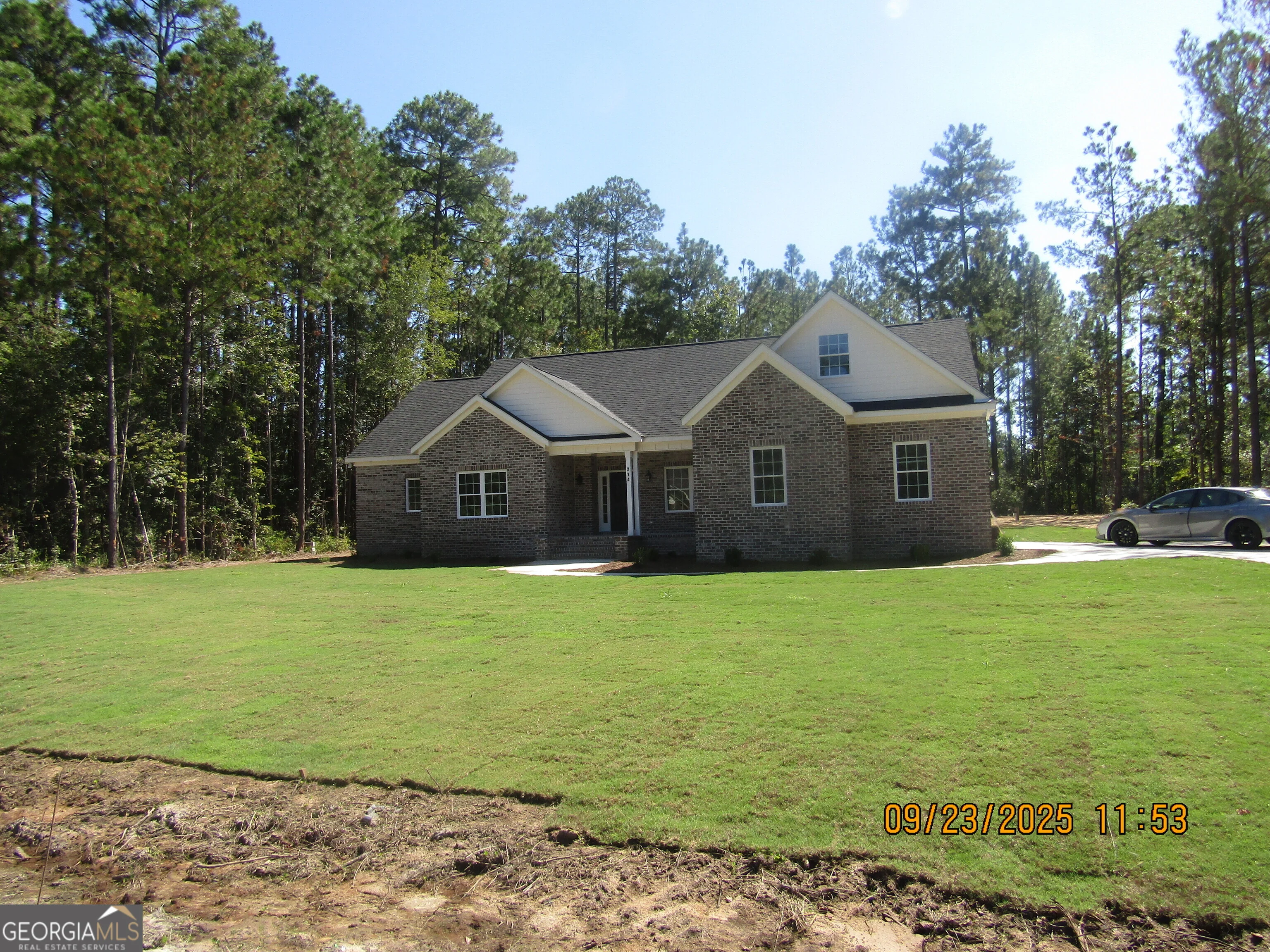 214 Surrey Lane