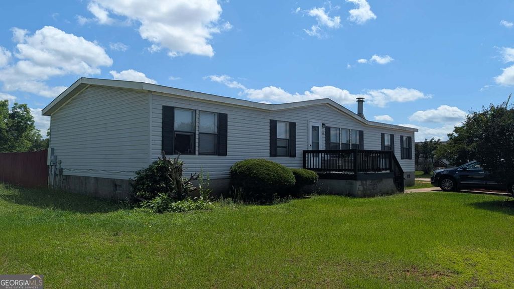 Photo of 100 Crestmont Court, Byron, GA 31008 (MLS # 10776166)