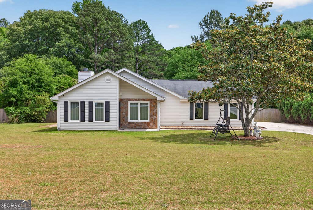 Photo of 121 Brownsmill Drive, Grayson, GA 30017 (MLS # 10821548)