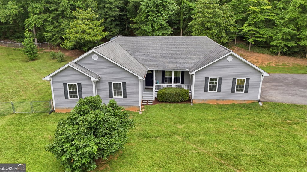 Photo of 980 Falls Road, Toccoa, GA 30577 (MLS # 10838194)