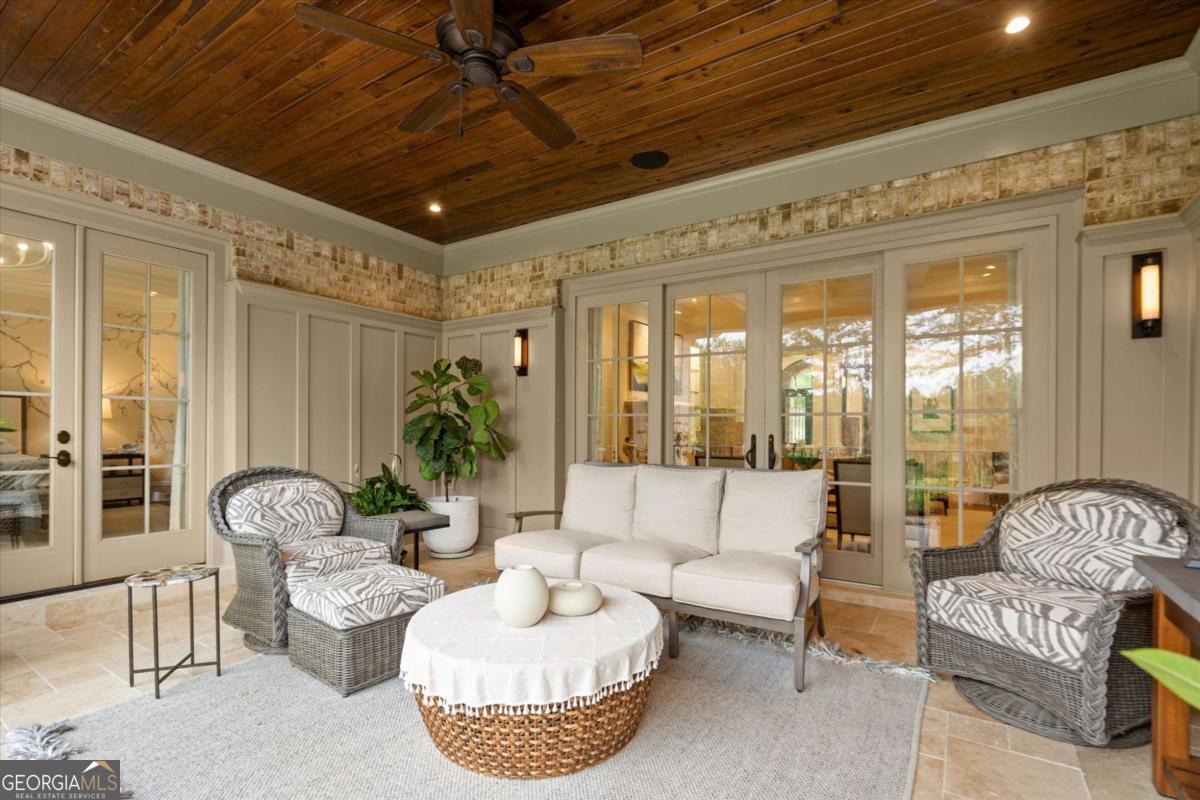 The Manor Golf & Country Club - Residential