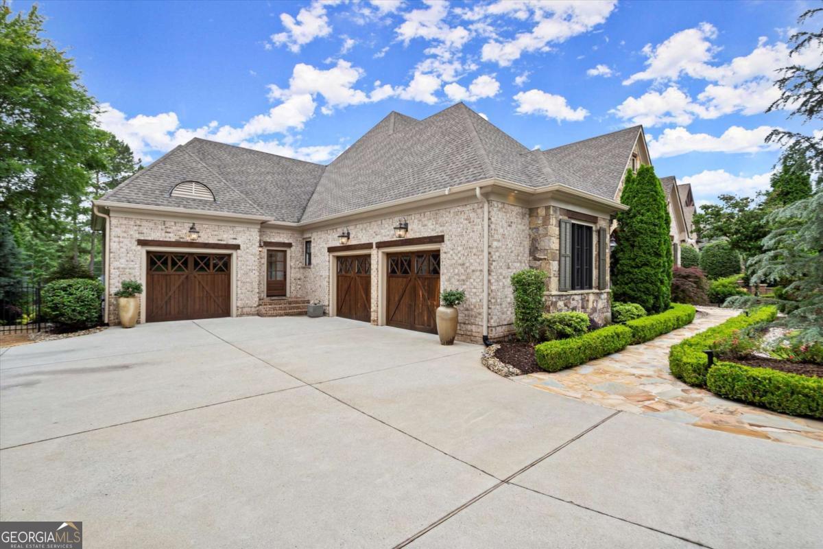 The Manor Golf & Country Club - Residential