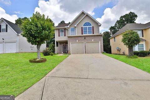 Single Family Residence in Suwanee GA 645 Moonlight Way.jpg