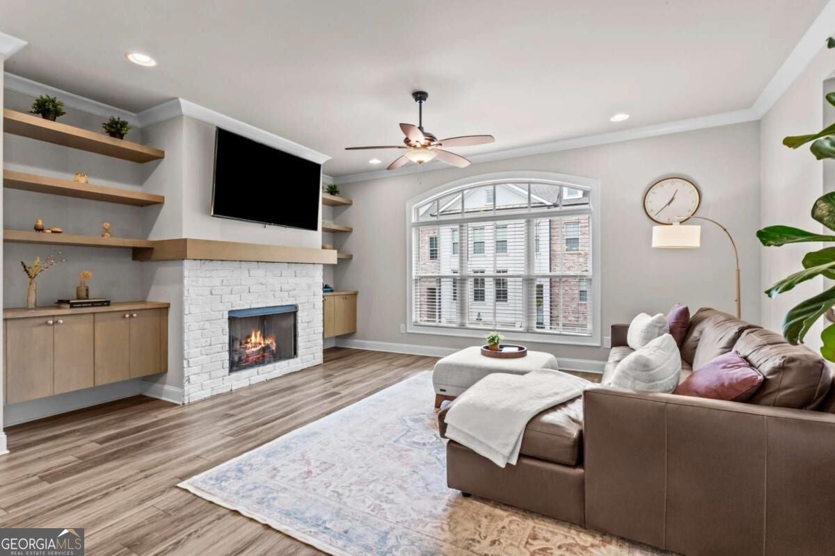 1402 Wisteria Wall DR
