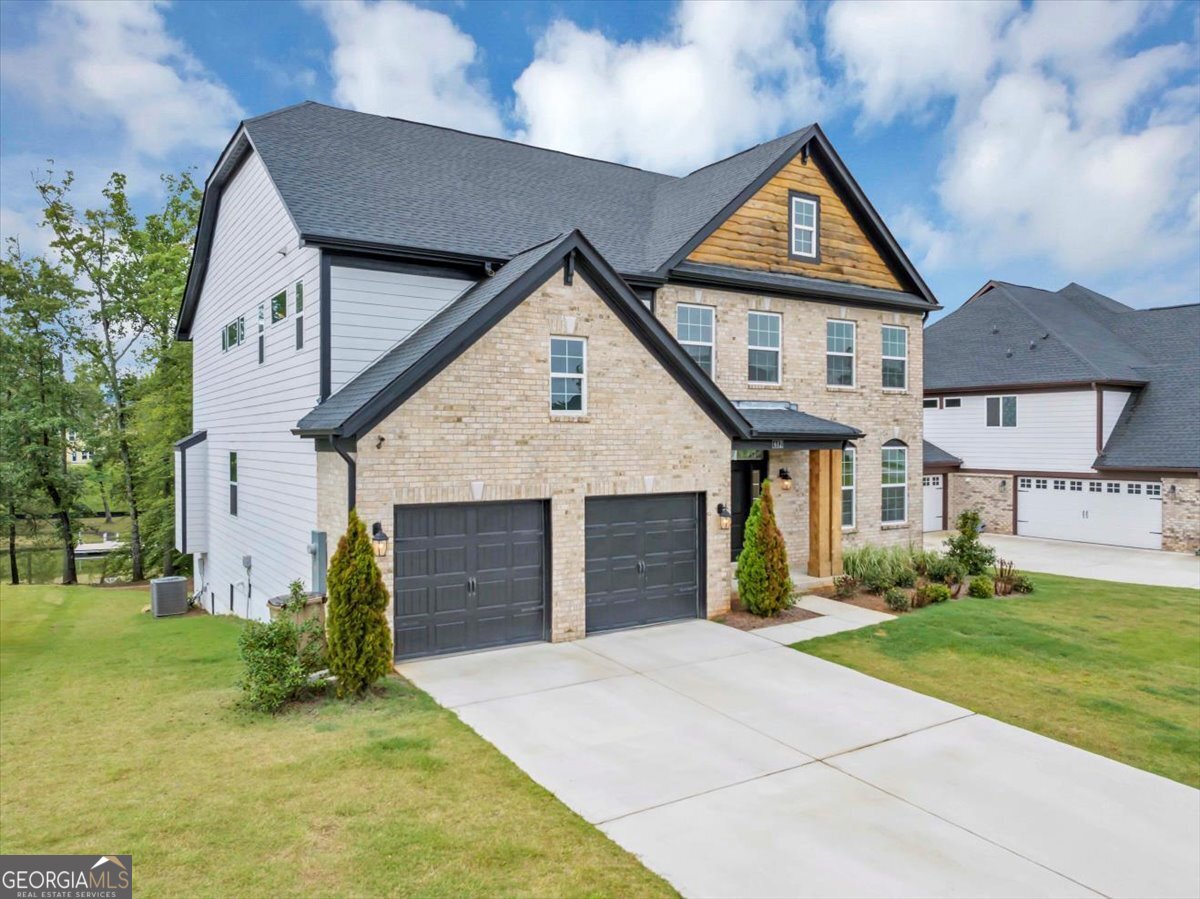 612 Michigan CIR