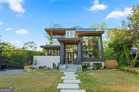 Photo of 1625 Emerald Avenue SW, Atlanta, GA 30310 (MLS # 10739227)