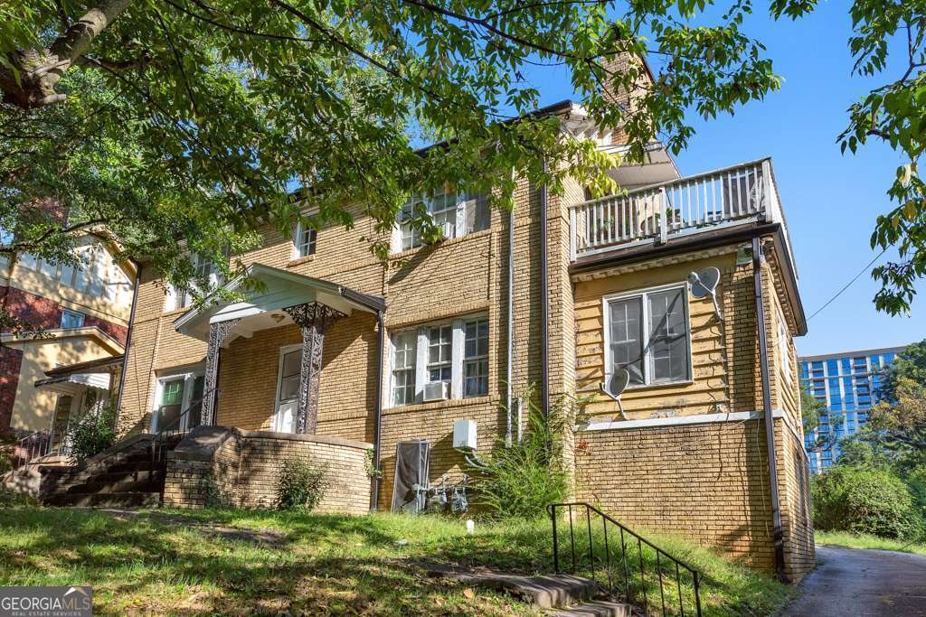 Charming 1 bed / 1 bath apartment in the heart of Buckhead! This inviting apartment offers hardwood floors throughout, a bright kitchen with granite countertops, stainless steel appliances, and crisp white cabinetry, plus a beautifully updated bathroom with a granite vanity and modern shower. An in-unit washer and dryer add convenience, while rent includes water, garbage, and sewer. Enjoy unbeatable access to Buckhead's best shopping, dining, parks, museums, and schools, just minutes away. Pets under 25 lbs (house-trained) are welcome with a $400 nonrefundable fee, and the security deposit is $1,495 ($500 nonrefundable).