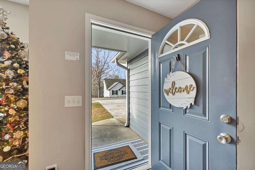 Photo of 809 Overlook Trail, Canton, GA 30115 (MLS # 10655929)