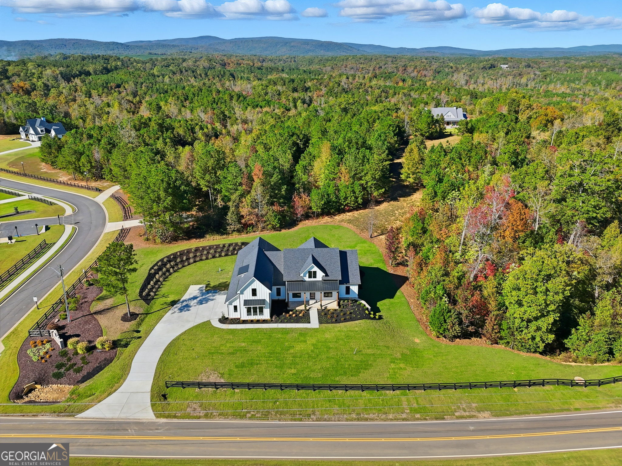 933 MOUNT CARMEL CHURCH LN