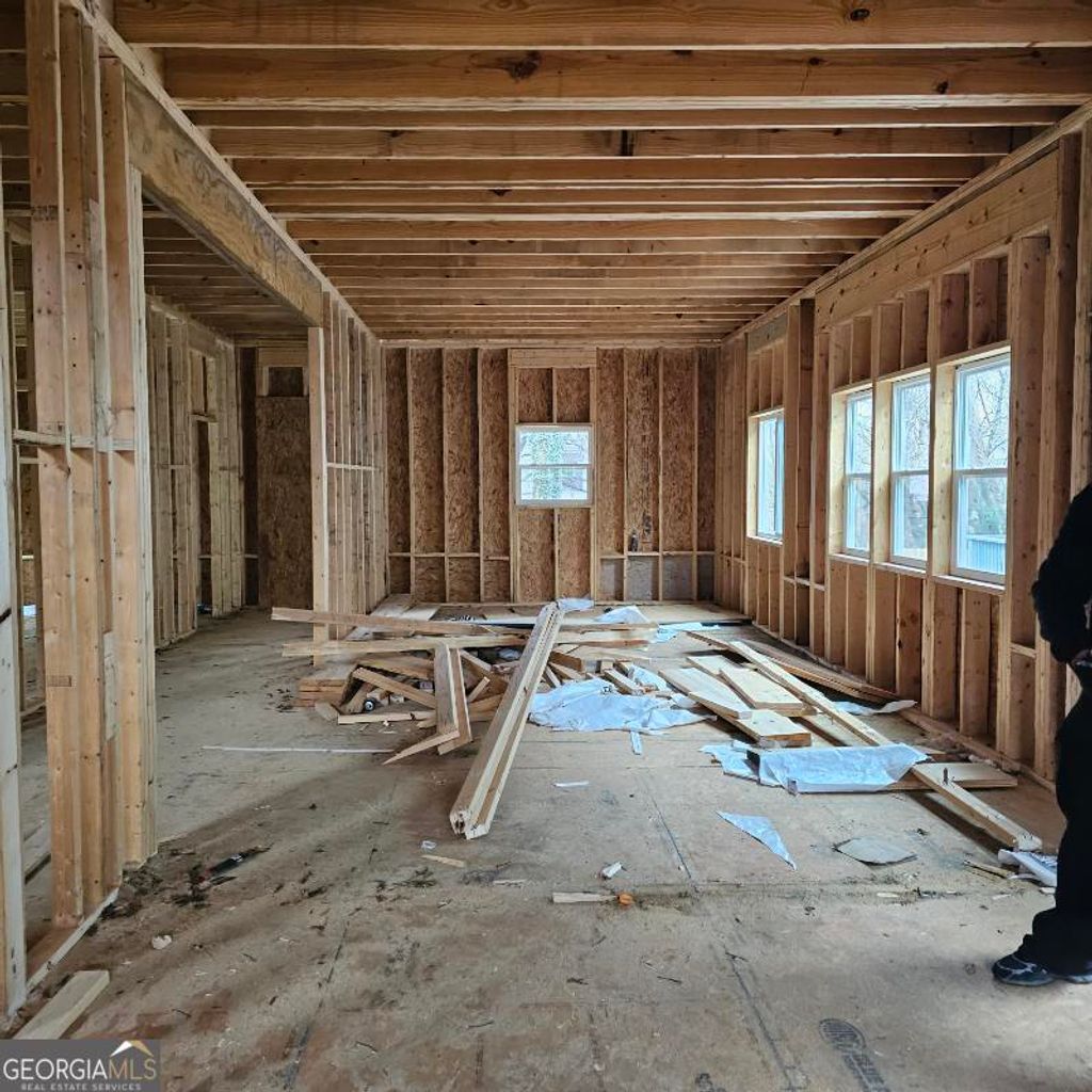 Photo of 681 Ira Street SW, Atlanta, GA 30310 (MLS # 10670779)