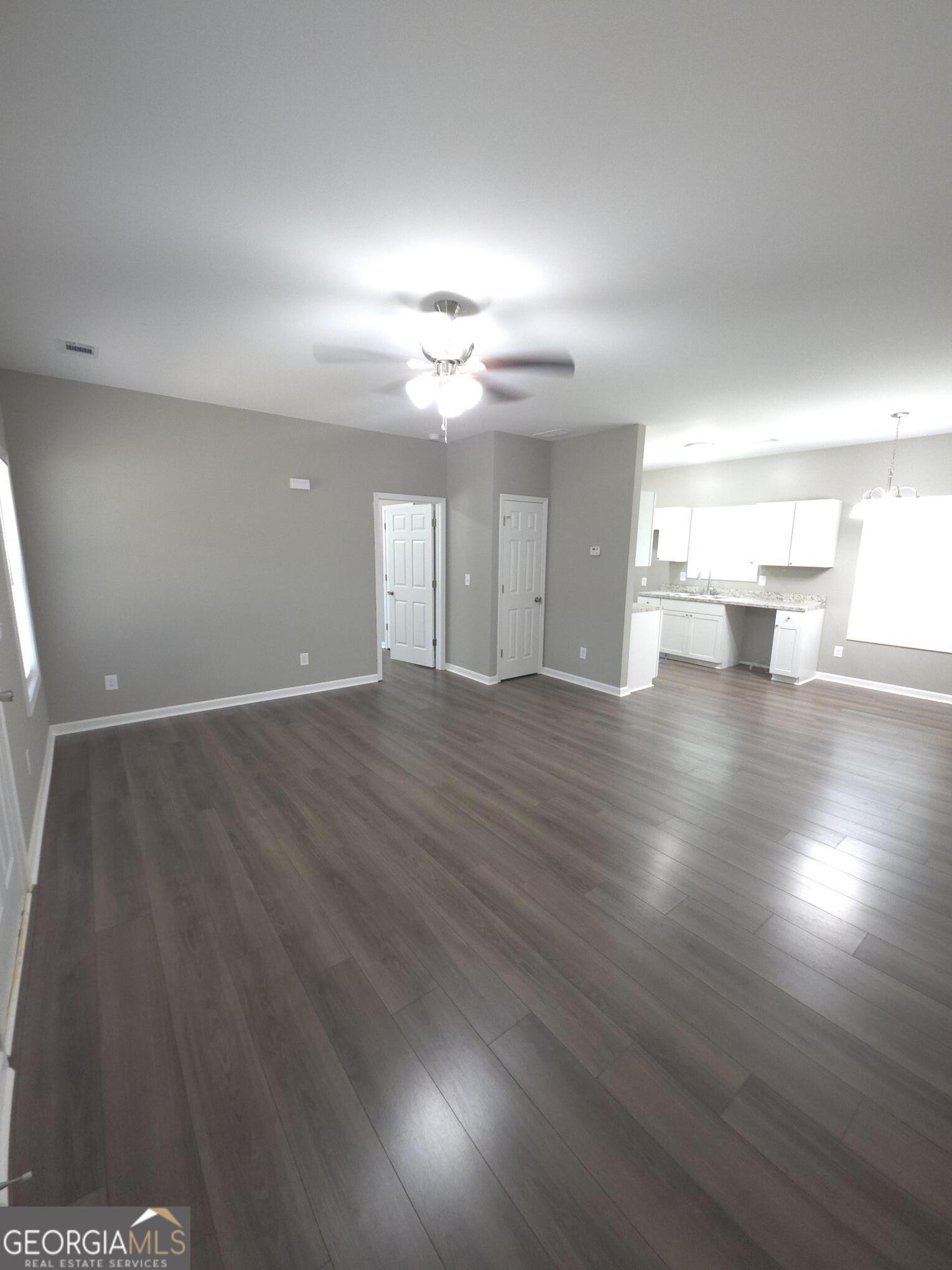 255 Freeman DR