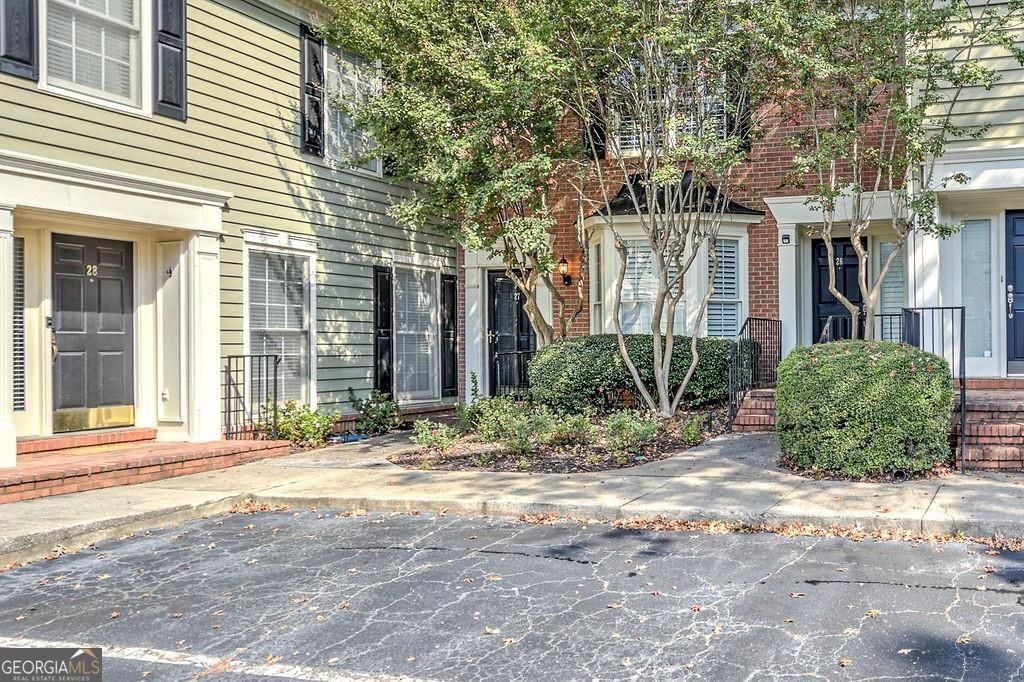 Photo of 27 Mount Vernon Circle, Atlanta, GA 30338 (MLS # 10652294)