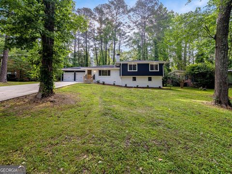 466 Thackery PL SW Atlanta GA 30311