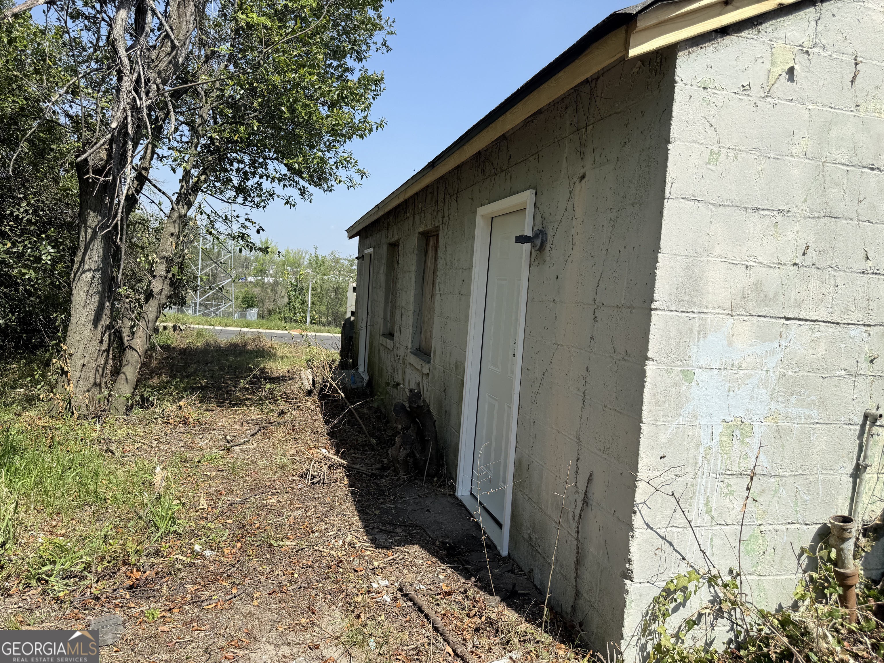 3355 Antioch HTS
