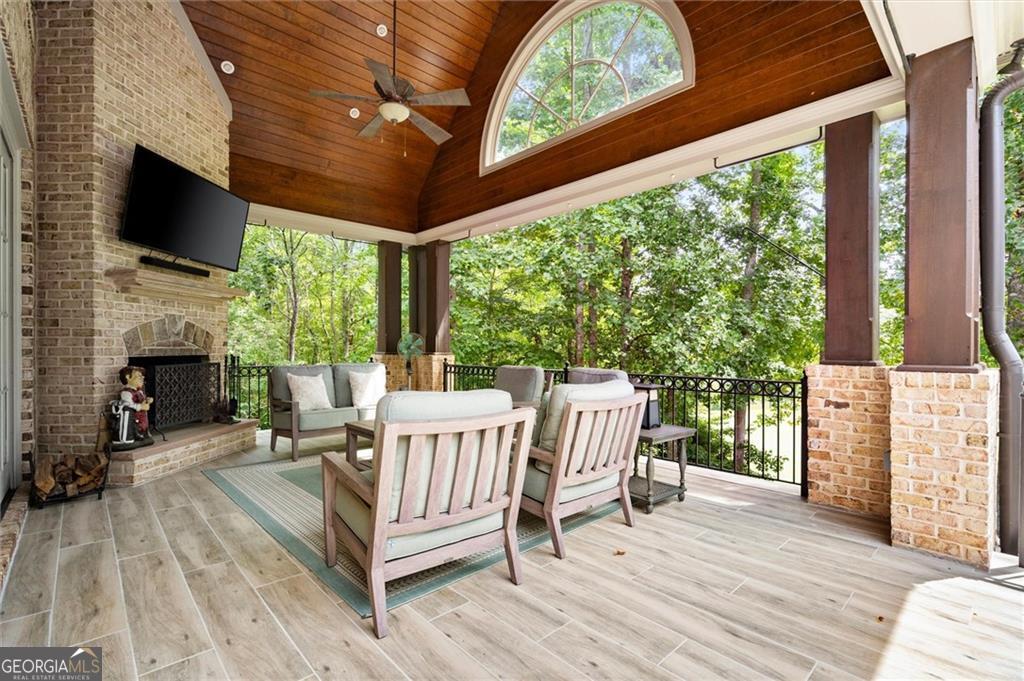 Echelon - Residential